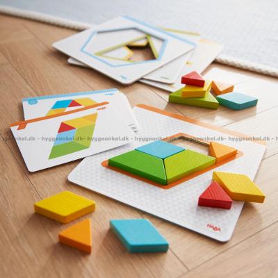 Bilde av Arranging Game: Colorful Shapes