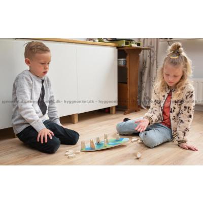 Bilde av Balansespill: Kaniner og rever