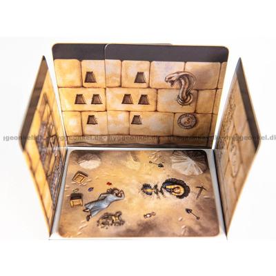 Bilde av Decktective: Secrets in the Sand