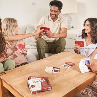 Bilde av Exploding Kittens: Good vs Evil - Engelsk